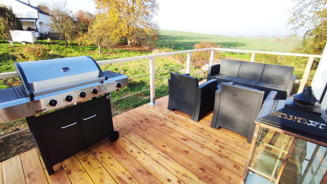 Ranch 66 - Moderni Tiny House Black Swallow Ve Stylu Route 66 Se Saunou A Bazenem Tršice Zewnętrze zdjęcie